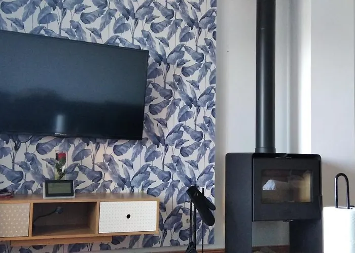 Vino Montana & Jardin Garaje Netflix Wifi Incluido,