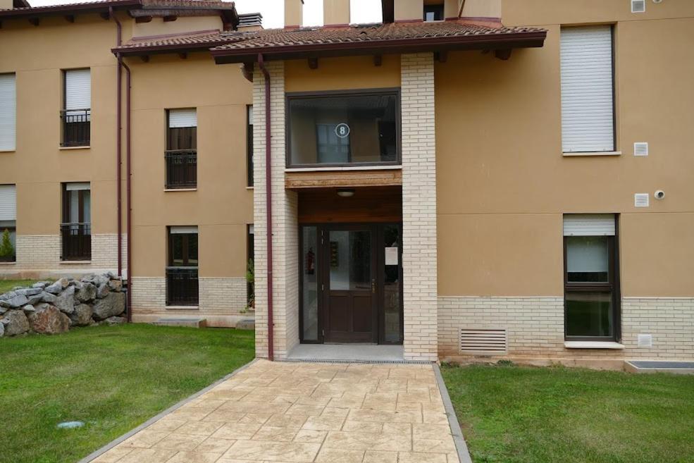 Vino Montana & Jardin Garaje Netflix Wifi Incluido, Sojuela